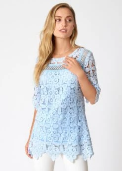 Lace Stitching Round Neck Asymmetric Hem Blouse