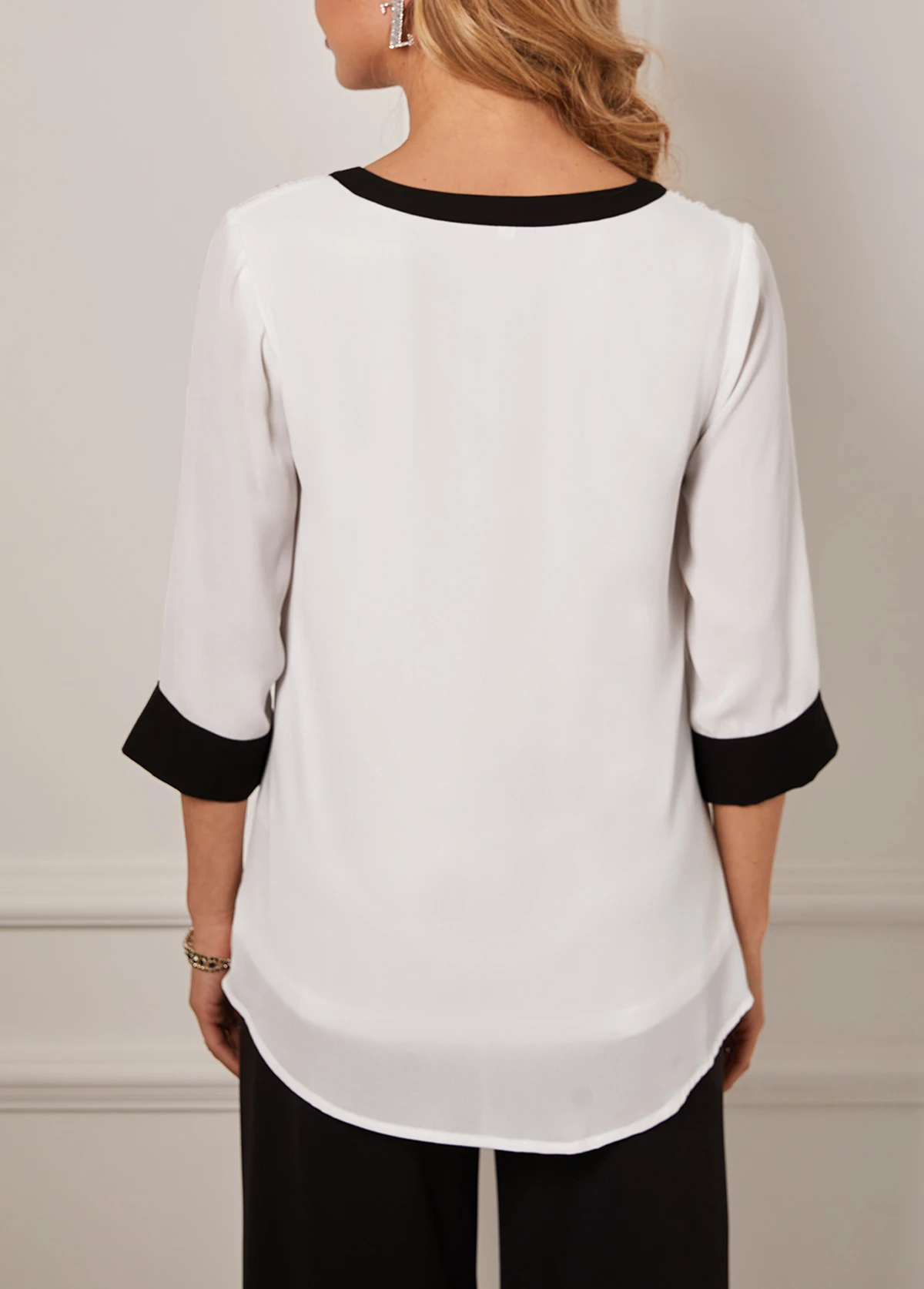 Double Pocket Split Neck White Blouse 4 Double Pocket Split Neck White Blouse - Image 2