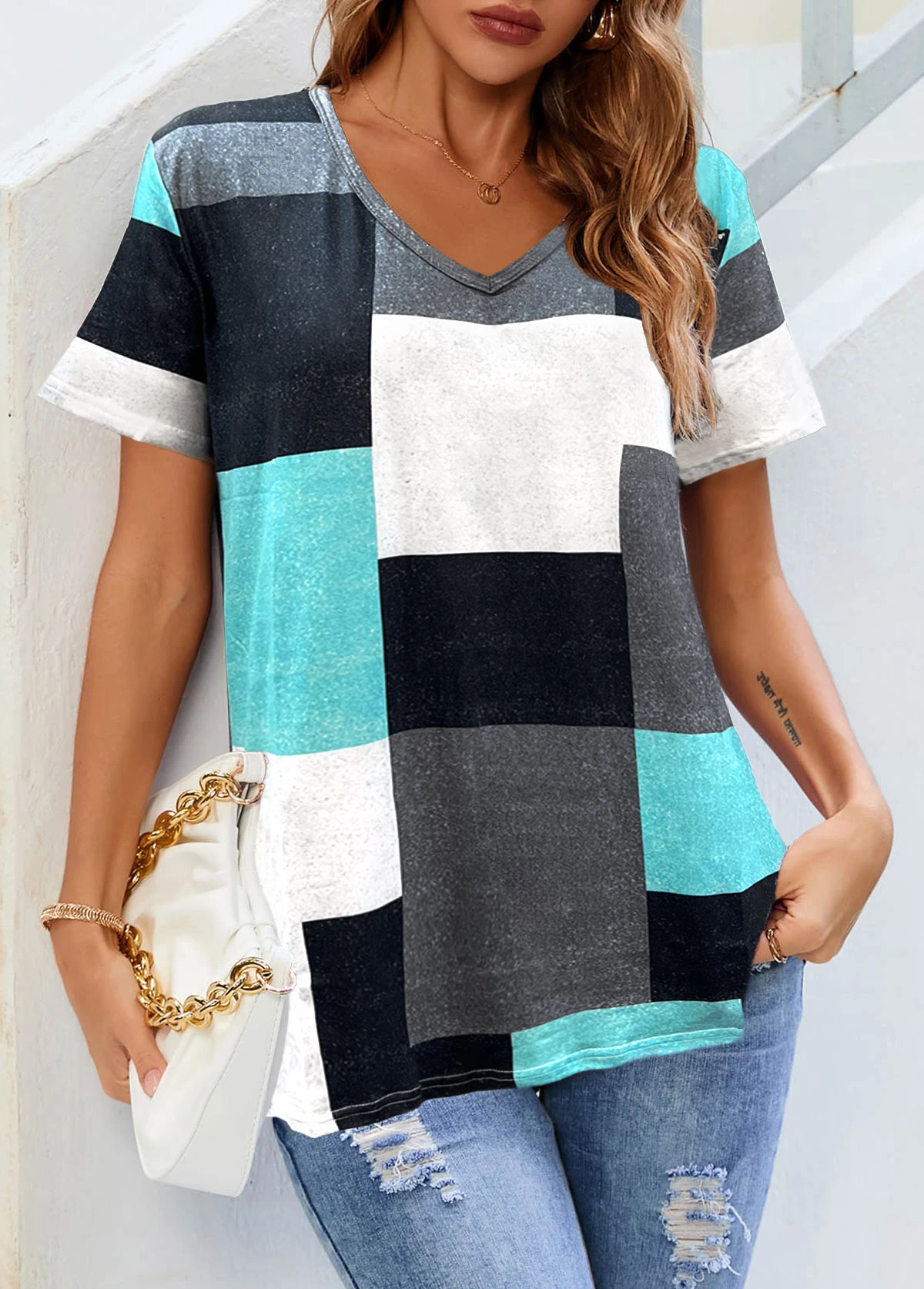 Cyan Contrast V Neck Short Sleeve T Shirt 3 Cyan Contrast V Neck Short Sleeve T Shirt