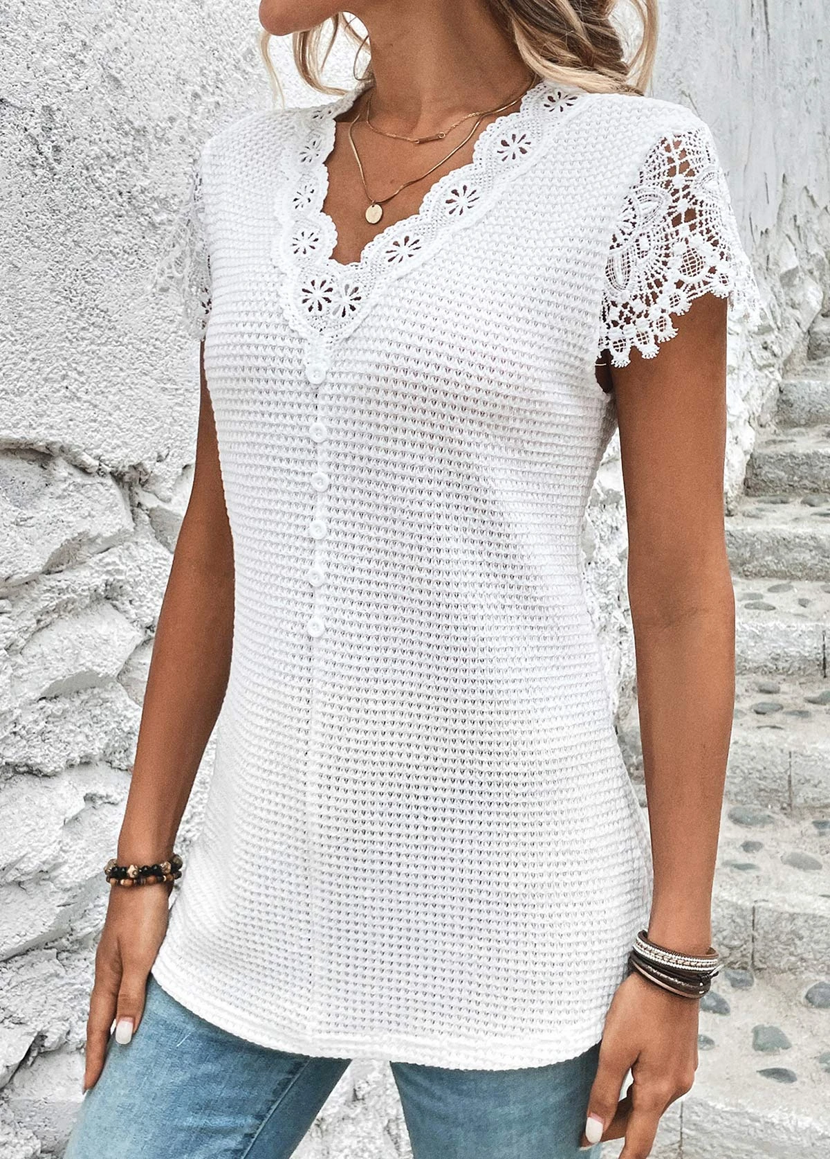 White Lace Short Sleeve V Neck T Shirt 8 White Lace Short Sleeve V Neck T Shirt - Image 6